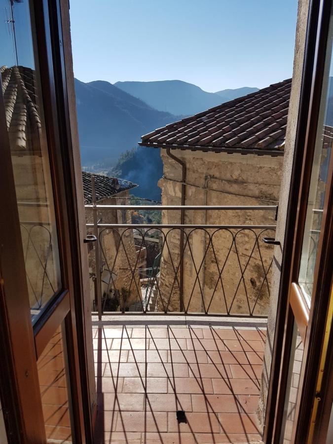 Апартаменты Borgo Nel Tempo Collestatte Экстерьер фото